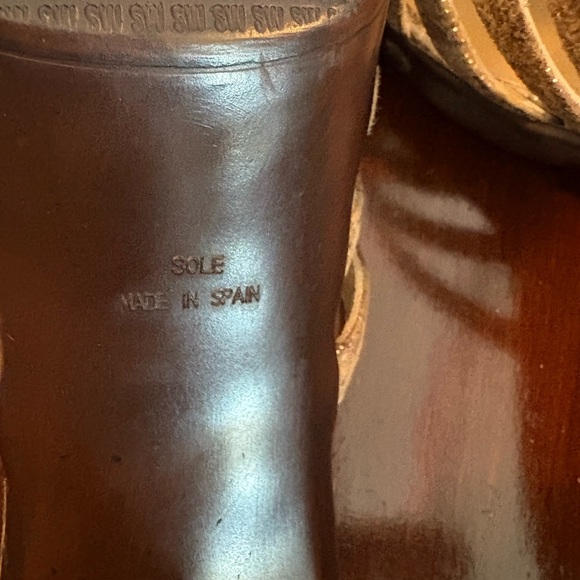 Stuart Weitzman Gold Strappy Heels - Picture 7 of 12